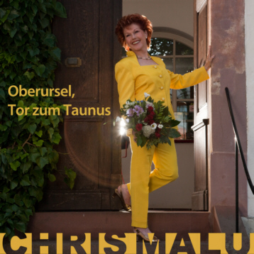 ...Chris Malu mit ihrem Repertoire aus eigenen Liedern und Stimmungslieder.